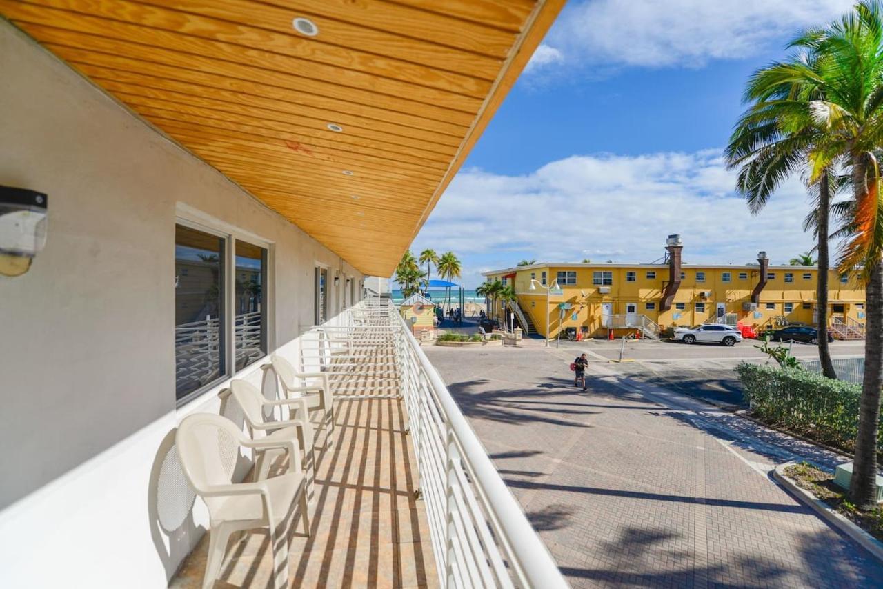 Fantastic 1 Bedroom With Pool Steps From The Beach #43 Hollywood Buitenkant foto