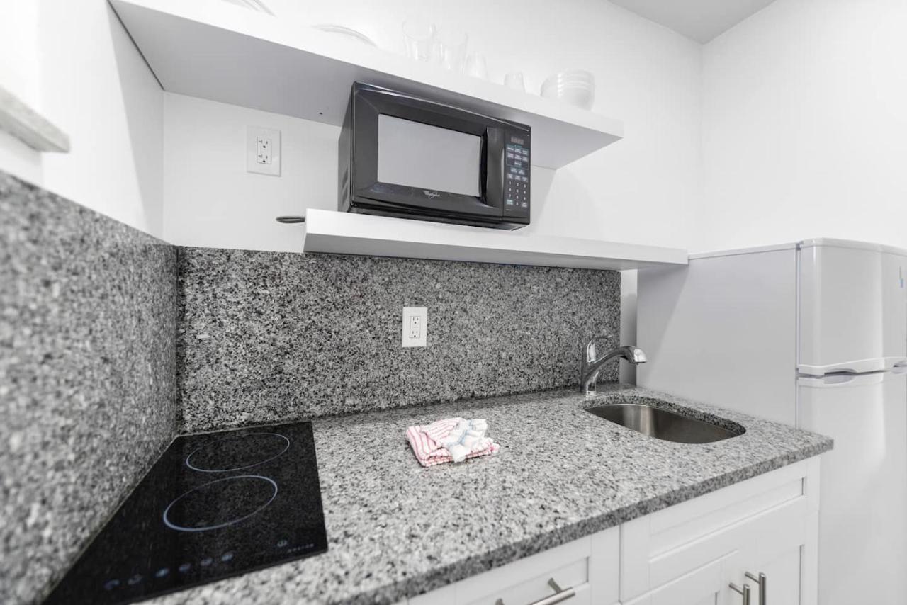 Fantastic 1 Bedroom With Pool Steps From The Beach #43 Hollywood Buitenkant foto