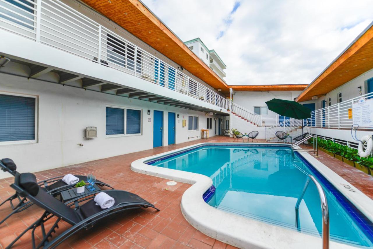 Fantastic 1 Bedroom With Pool Steps From The Beach #43 Hollywood Buitenkant foto