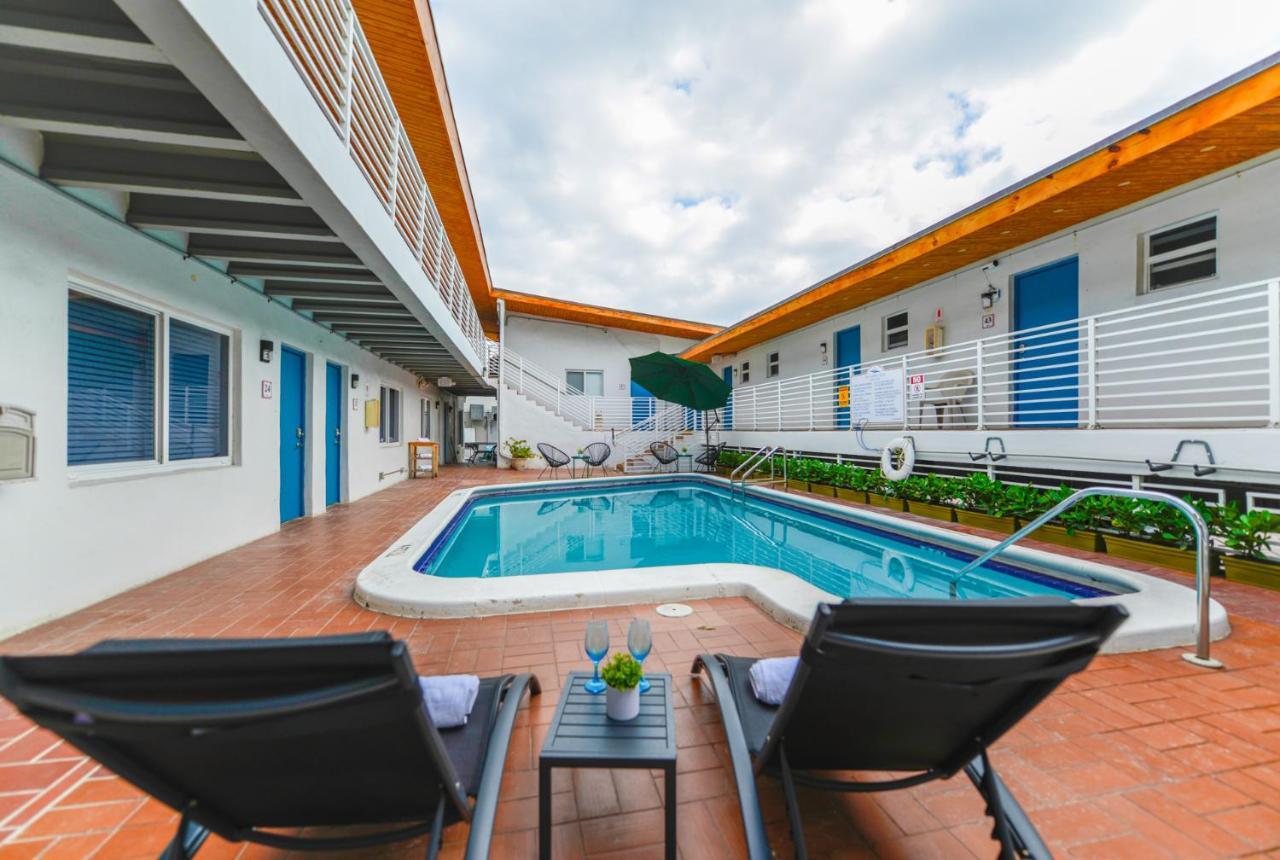 Fantastic 1 Bedroom With Pool Steps From The Beach #43 Hollywood Buitenkant foto